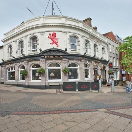 Oyo The Red Lion Hotel Luton  Extérieur photo